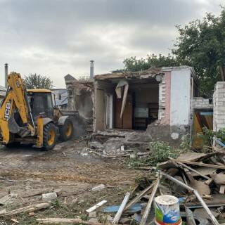Демонтаж частного кирпичного дома в Неёловке
