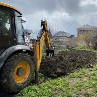Расчистка участка с вывозом мусора в деревне Новоалександровка